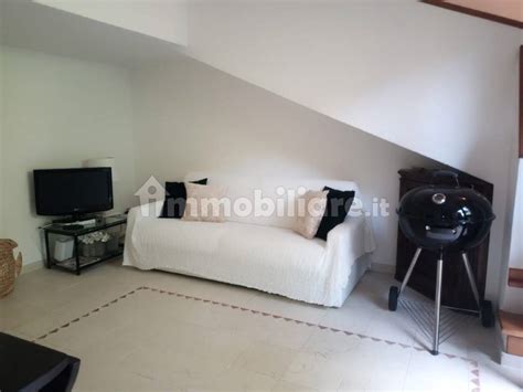 Affitto Villa A Schiera In Via Privata Maddalena Molfino Santa