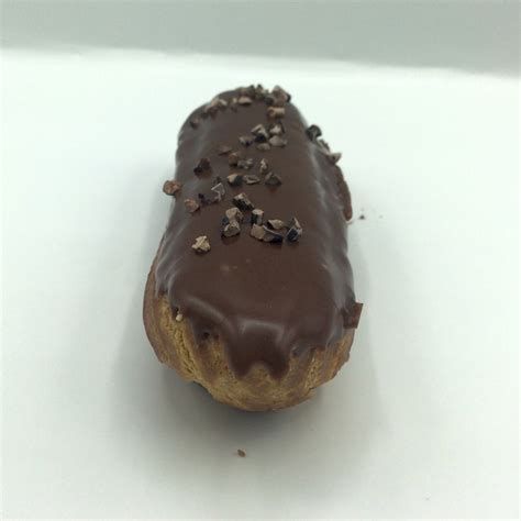 Chocolate Eclair Pralin