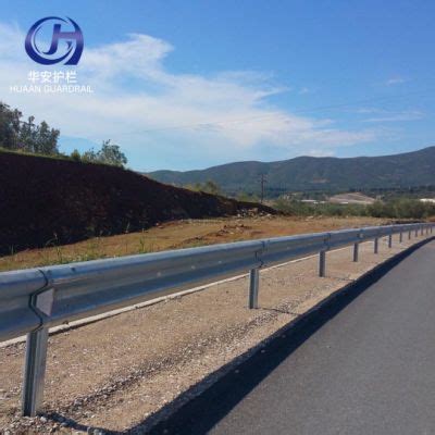 China Q B Highway Guardrail Corrugated Flex Beam Guard Rail Steel