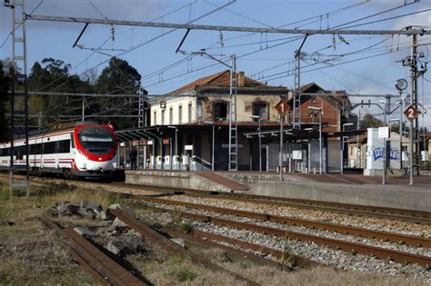 Dos Corredores Ferroviarios Con Inversi N Similar Para Pero Que