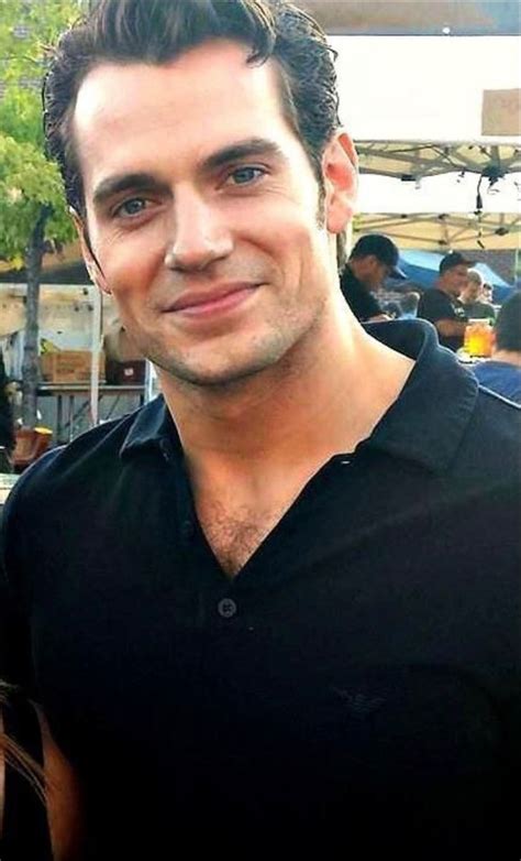 Pin By Fiorella On Hombres Hermosos Gorgeous Men Henry Cavill Eyes