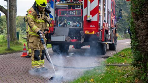 Brandweer Rukt Uit Voor Schoorsteenbrand In Woning Breelaan Bergen