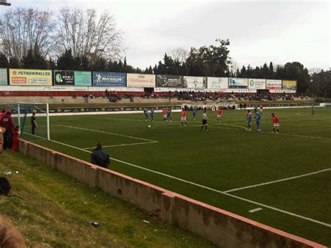 Badalona 2 2 Nàstic El Nàstic no sabe cerrar el partido y no consigue