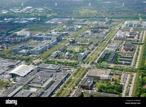 Milton Keynes Centre Hi Res Stock Photography And Images Alamy