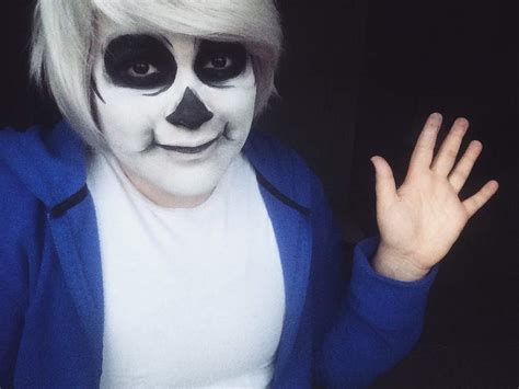 UNDERTALE SANS COSPLAY | Cosplay Amino