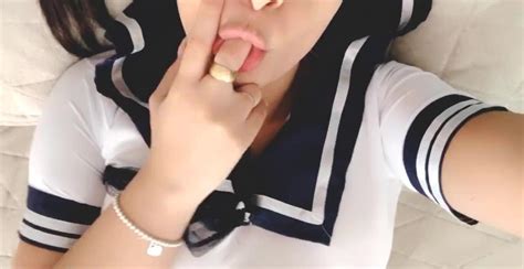 Masturbation Selfie Teen Rubs Dripping Wet Pussy Cums For Bf