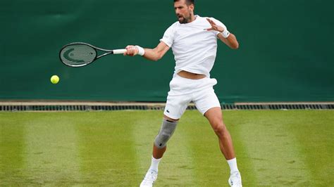 Novak Djokovic Sans Douleur à Trois Jours De Wimbledon Mon