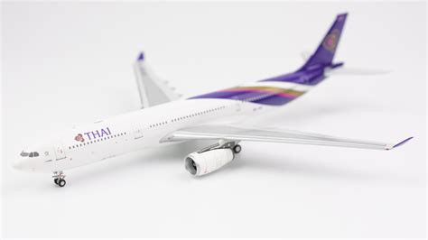 Ng Models 1400 62002 Thai Airways
