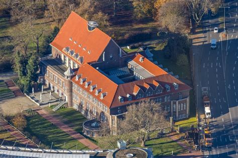 Luftbild Oberhausen Gebäudekomplex des Instituts des TZU