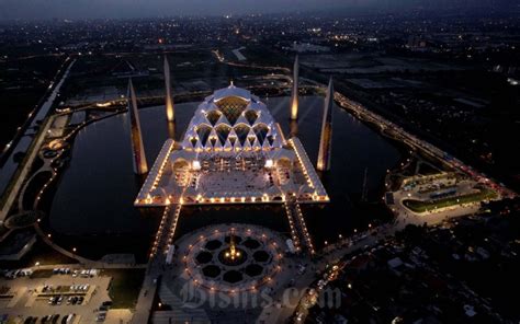 Kemegahan Masjid Raya Al Jabbar Menjadi Ikon Kota Bandung Blog Siam Site