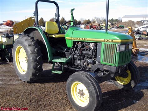 TractorData John Deere 5200 Tractor Photos Information