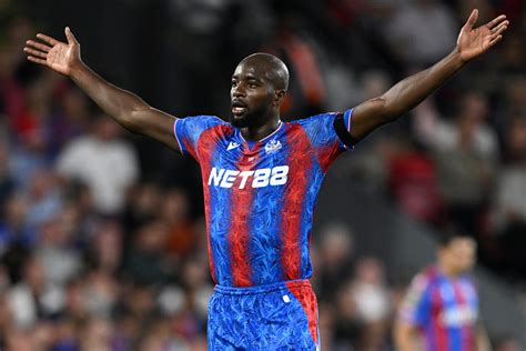 Why Jean-Philippe Mateta has stopped kicking the corner flag after he ...
