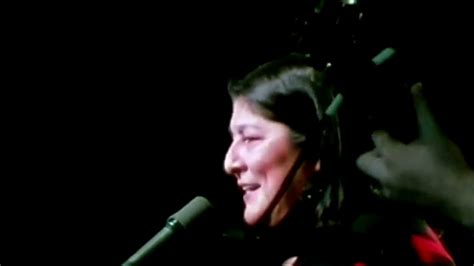 Mercedes Sosa S Lo Le Pido A Dios Con Le N Gieco En Vivo Youtube