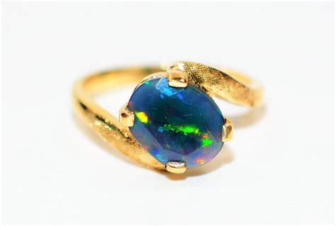 Black Welo Opal Ct Kt Yellow Gold Solitaire Women S Etsy