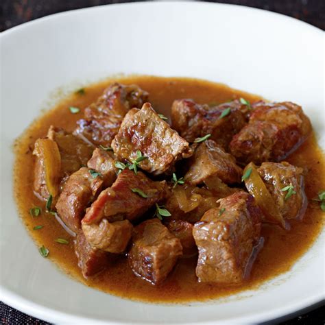 Schweinegulasch Rezept Essen Und Trinken