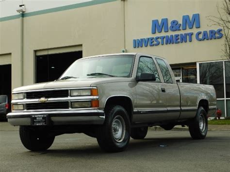 2000 Chevrolet C2500 Ls 57liter V8 Vertic 2wd 2 Owner