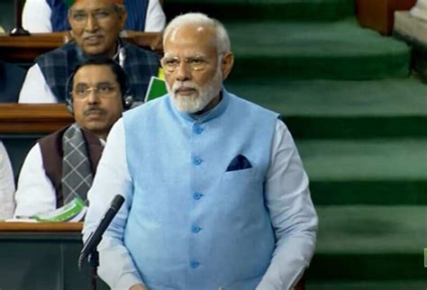 In Parliament Indias Pm Narendra Modi Takes Veiled Dig At Opposition