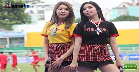 Dàn hot girl Hàn Quốc đốn tim khán giả sân Thống Nhất