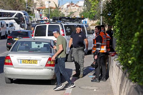 東エルサレムでの銃撃の後、イスラエル軍はヨルダン川西岸地区での急襲で7人を銃撃｜arab News