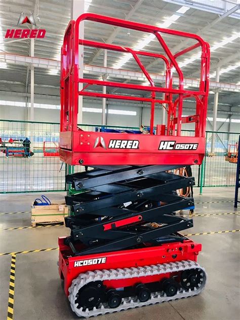 Hered Self Propelled Battery Powered Hydraulic Lift Platform