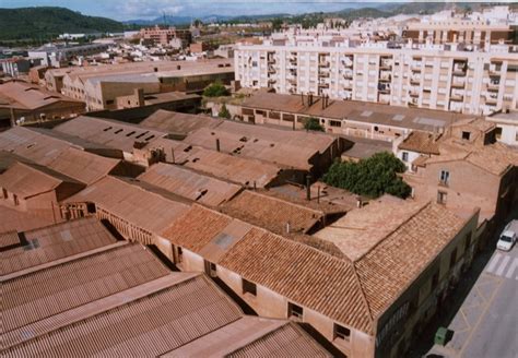 La Real Fábrica ata 330 000 euros del Consell y l Alcora para su