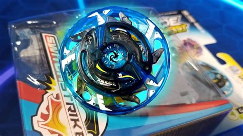 New Garuda G S D Beyblade Burst Turbo Switchstrike Youtube