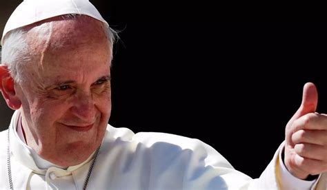 14 Цитати на Папата Франциск во кои се собрани цели животни лекции ...