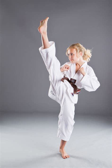 The Axe Kick Karate Girl Martial Arts Girl Taekwondo Girl