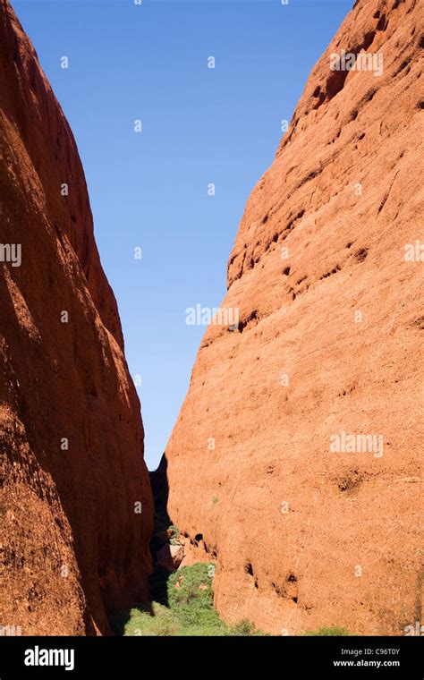 Walpa Gorge At Kata Tjuta The Olgas Uluru Kata Tjuta National Park