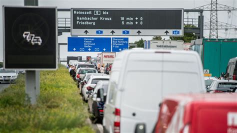 Warum am Ausbau der Autobahnen in Hessen kein Weg vorbeiführt