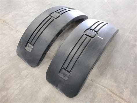 John Deere 8r Series Front Tractor Fenders Bigiron Auctions