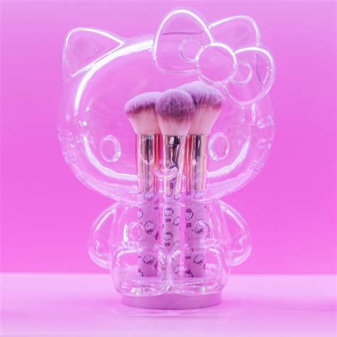 Hello Kitty® Supercute Signature 6 Pc Brush T Set Impressions