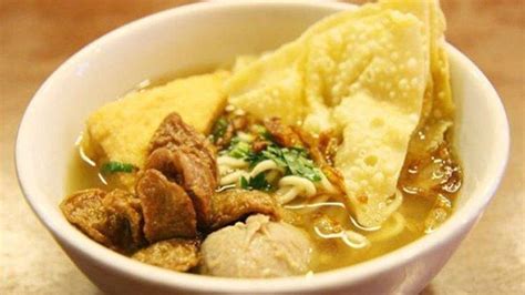 Warung Bakso Enak Di Jogja Ada Bakso Tumpeng Dan Bakso Krikil Yang