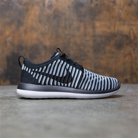 Nike Women Roshe Two Flyknit Black Black White Cool Grey Womens