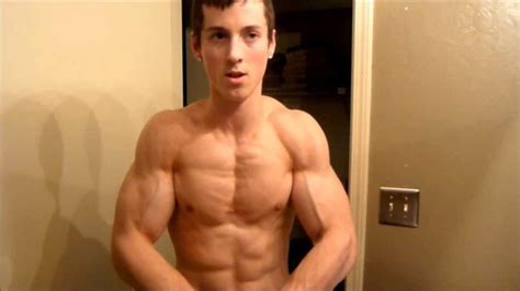 Teen Bodybuilder Zach Full Body Flexing Tour And Posing Muscle With Oil