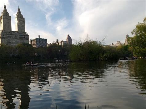 Man S Body Pulled From Central Park Lake Police Say Upper East Side