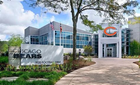 Halas Hall Nfl Stadiums, Chicago Bears Football, Lake County, National ...