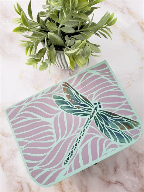 2 Fun Project Ideas Using Stencils