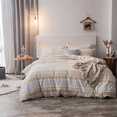 Farmhouse Duvet Covers and Coverlets - Farmhouse Goals