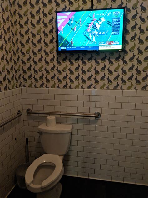 TV in a bathroom, but it's behind the toilet : r/CrappyDesign