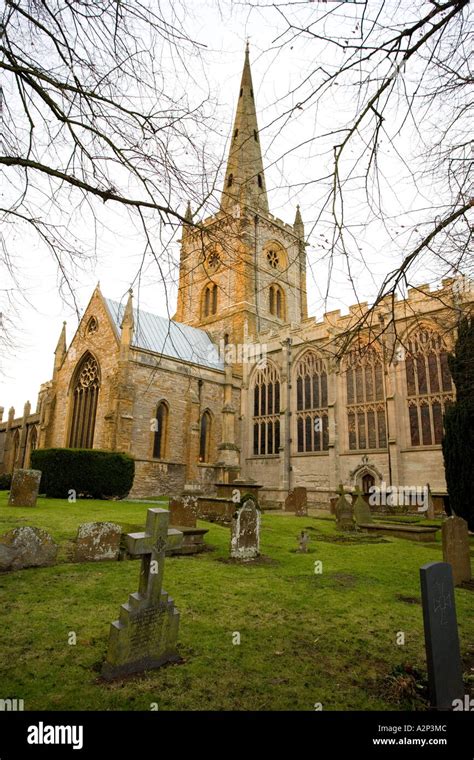 Holy Trinity Church In Stratford Upon Avon Uk William Shakespeare Is