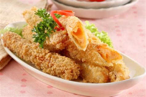 Resep Sosis Goreng Tepung Seledri Enak Dan Renyah Camilan Praktis