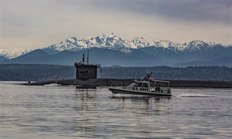 Dvids Images Uss Ohio Ssgn 726 Transits The Puget Sound Image 1