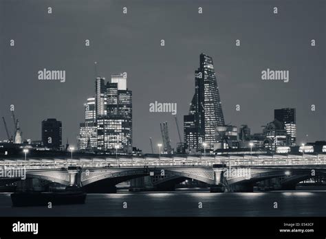 Blackfriars Bridge And London Skyline At Night Stock Photo Alamy
