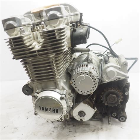 Yahooオークション Xjr1300 エンジン Rp03j 00年 Engine クランキン