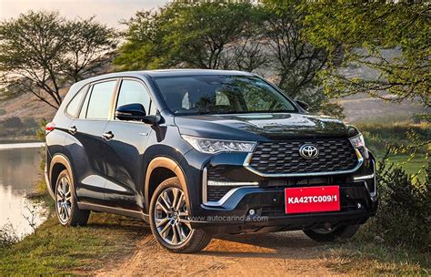 Toyota Innova Hycross features | Autocar India