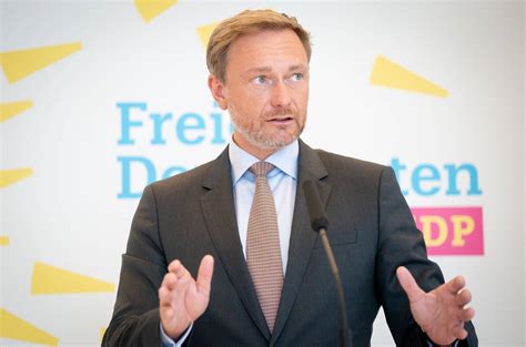 Christian Lindner Fdp Zur Coronakrise „Über Corona Maßnahmen Müssen