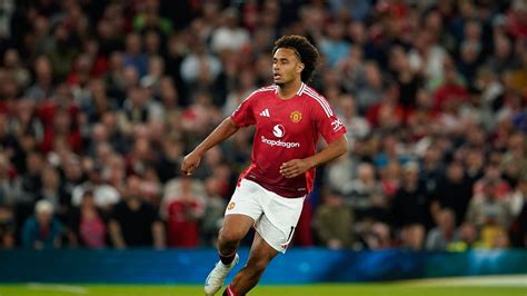 Ex Bayern Spieler Zirkzee Rettet Manchester United Sieg Haller