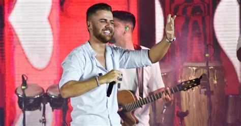 Sertanejo Z Neto Vai Permanecer Na Uti Ap S Grave Acidente E Boletim