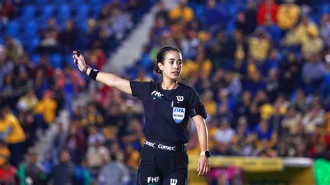 Katia Itzel Garc A La Primera Rbitra Mexicana En Dirigir Un Partido